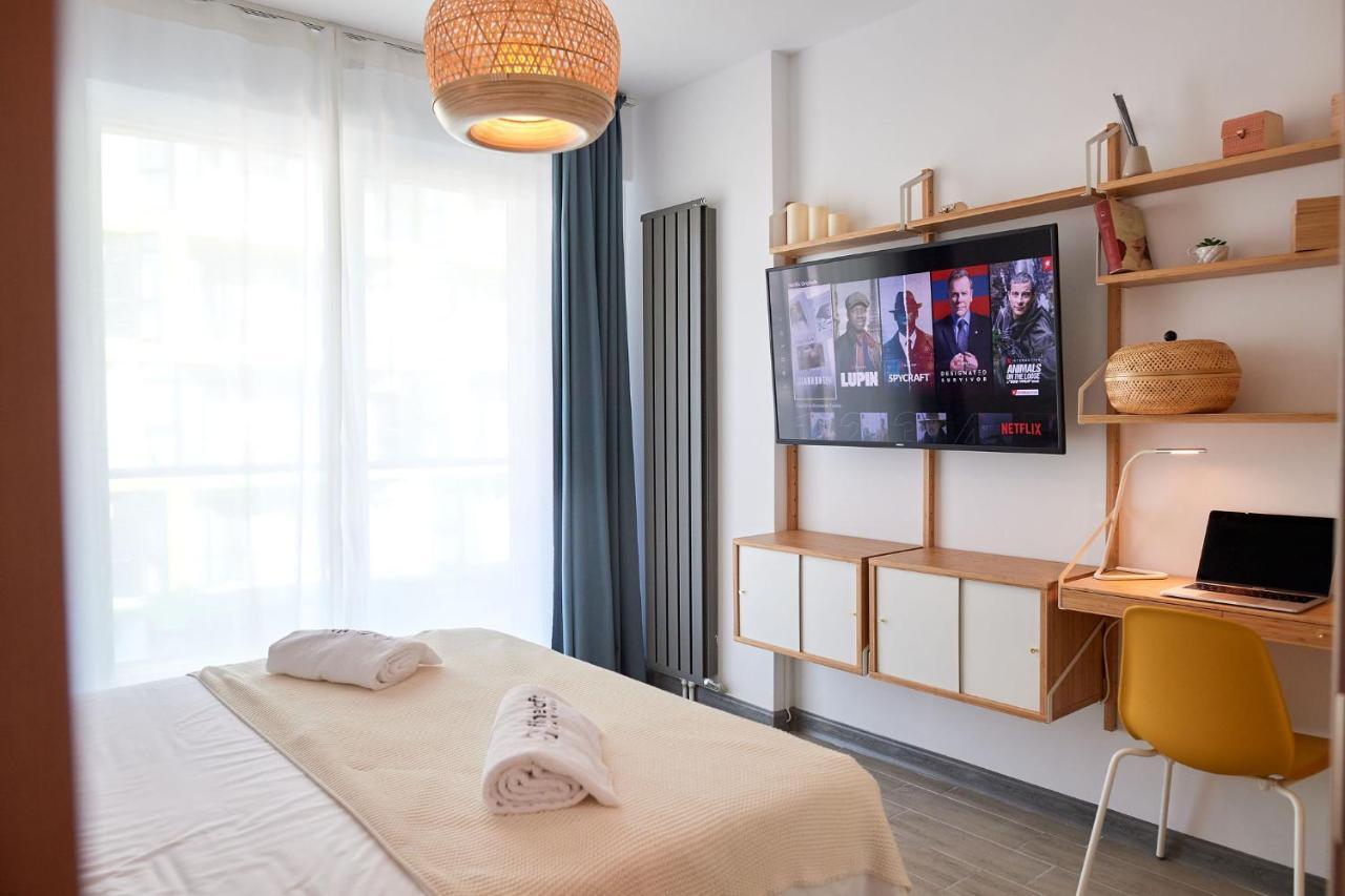 Fineloft Sea View Apartment-Spa N Pools Beach Resort Năvodari Eksteriør billede